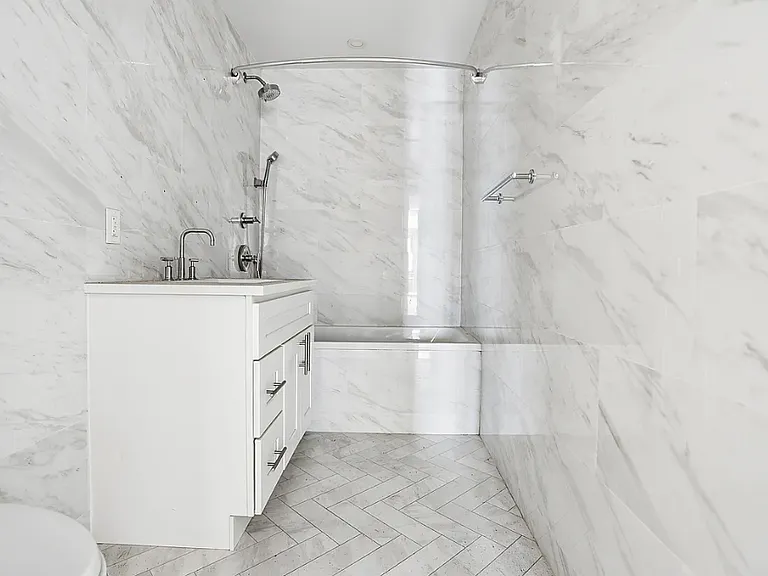 792 Columbus Ave #7P — Photo 16