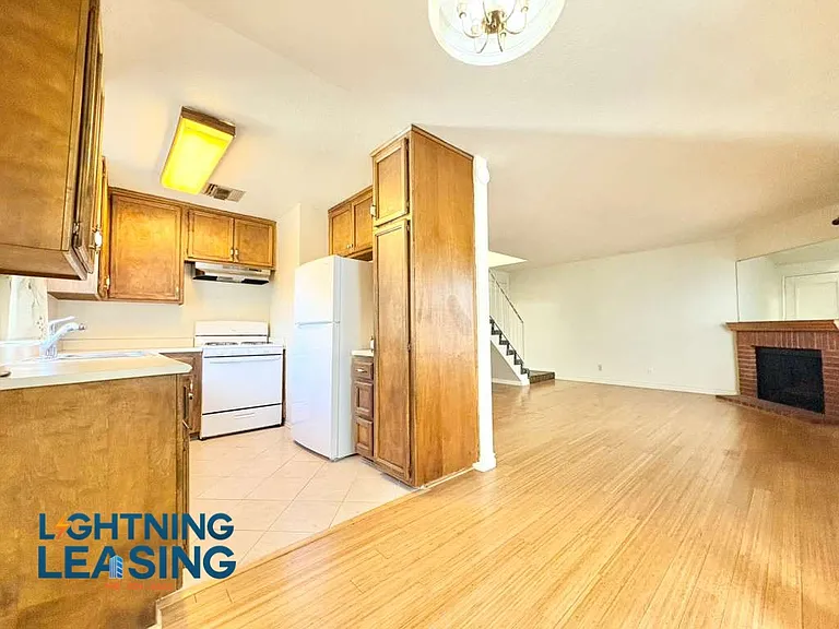 4455 Vista Del Monte Ave #4 — Photo 6
