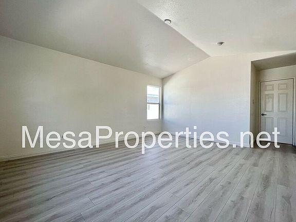 4th image of 13039 Westview Ln