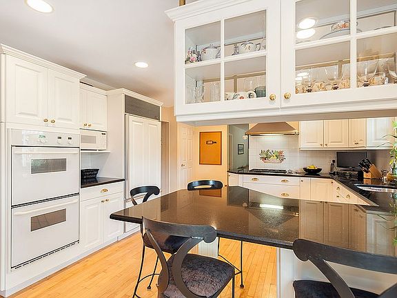 3rd image of 11 Murfield Place