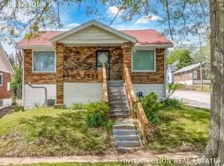 8132 John Pl, Saint Louis, MO 63114