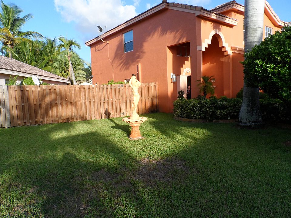 2nd image of 1387 SW 105 Ave. The Landings