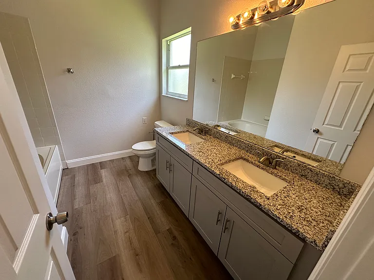 12822 Woodbury Glen Dr — Photo 11