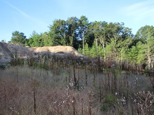 2 Prospect St, Franklin, MA 02038