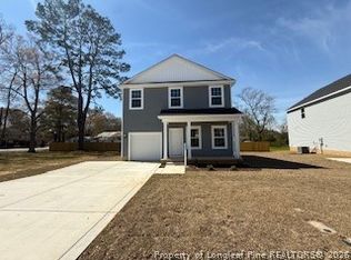 25 Stout Lndg, Dunn, NC 28334