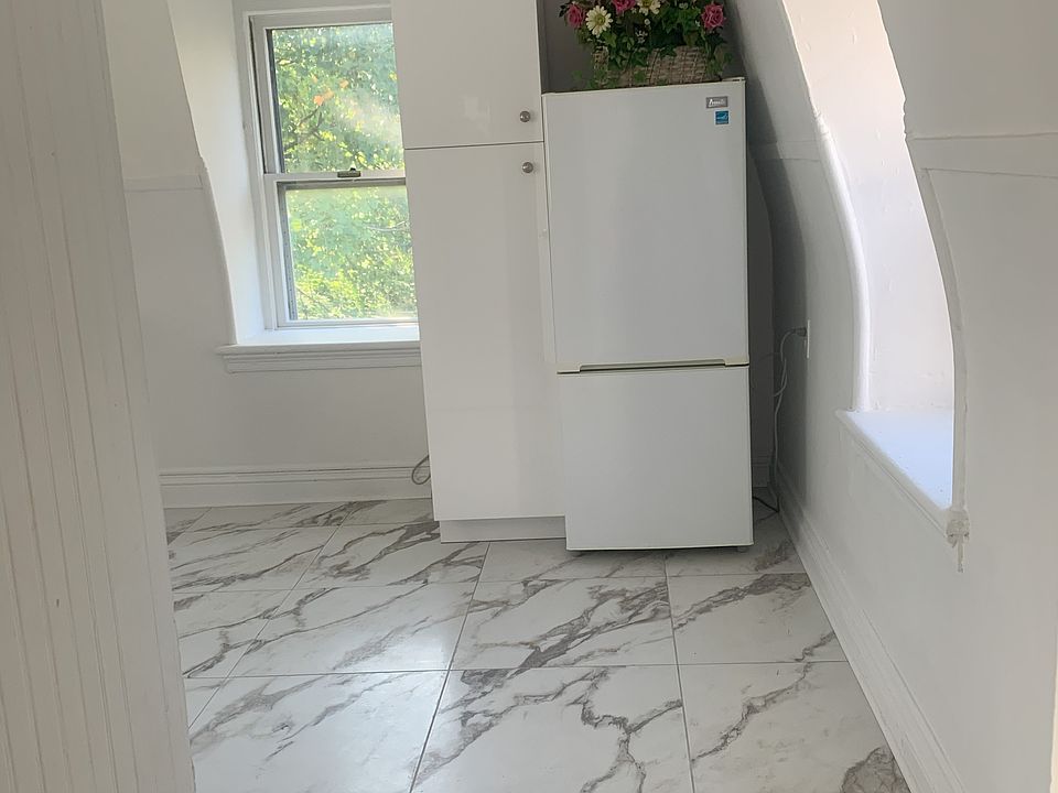 Fridge and cubby