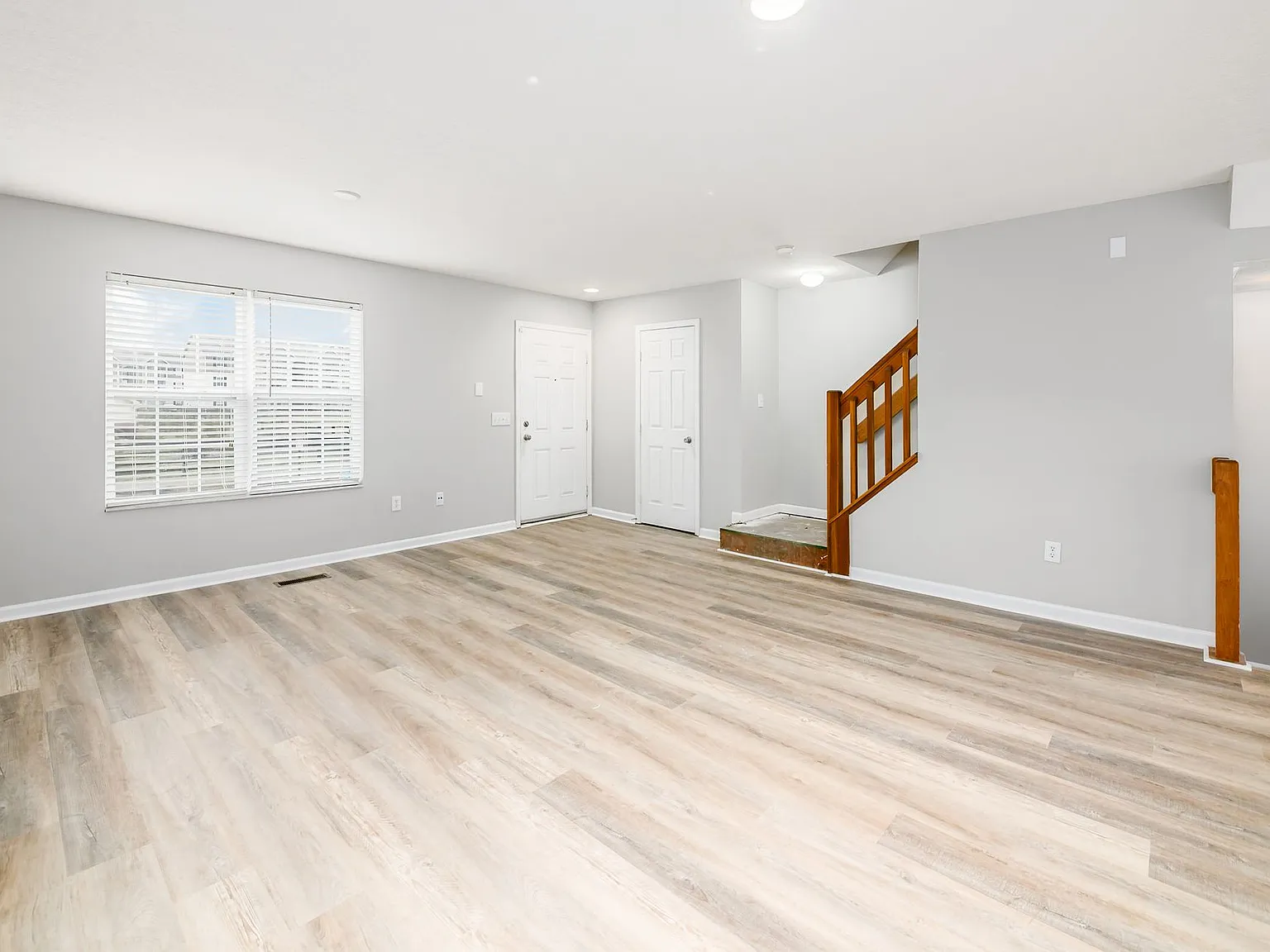 3 bed, 2.5 bath, 1680 sqft, $1,899 — Photo 4