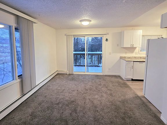5th image of 5452 Camelot Dr APT 4