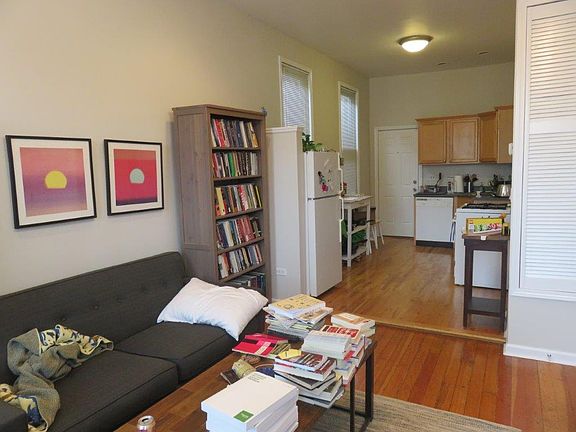 2nd image of 1344 N Bosworth Ave #1Z