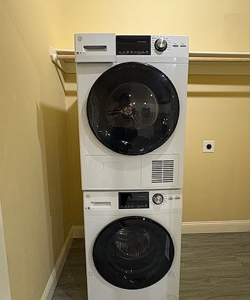 3rd image of 255 Washington Ave #33