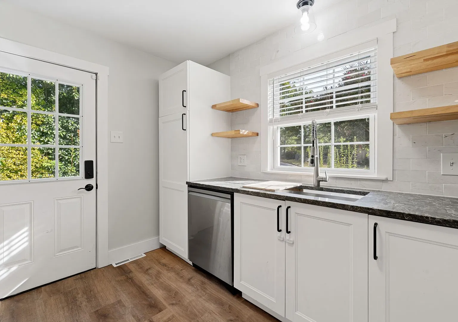 Available Now! Renovated 2bd/1ba Home 1.5 Miles from Downtown Durham with Detached Garage! — Photo 4