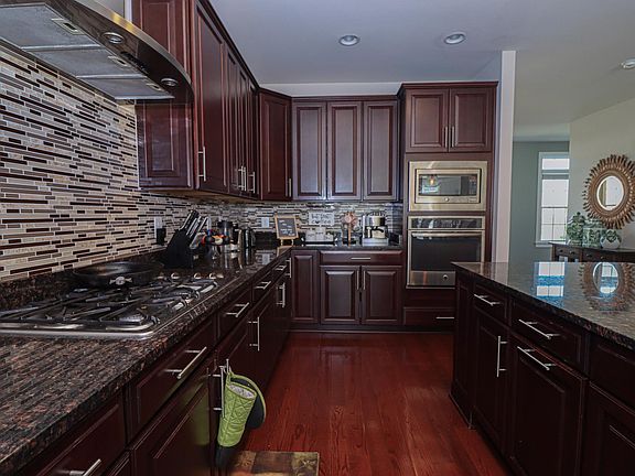 4th image of 13714 Senea Dr