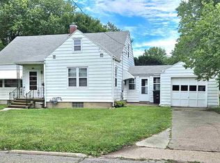 708 N Main St, Mount Pleasant, IA 52641