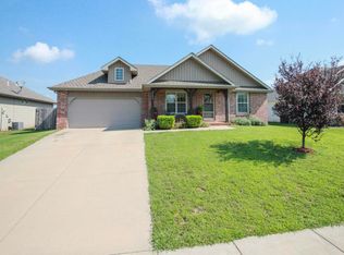 3557 W Kendall St, Battlefield, MO 65619
