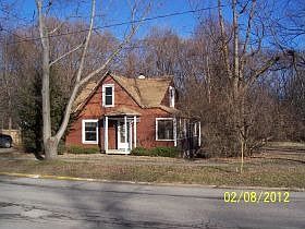 1st image of 605 Kalamazoo St