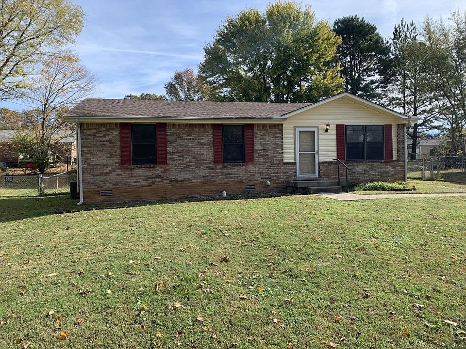 1st image of 513 Aspen Dr