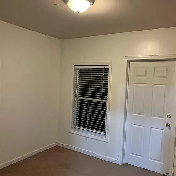 154 Maple Ave #2 — Photo 5