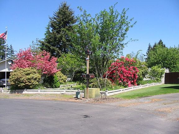 2nd image of 15404 10th Avenue Ct E
