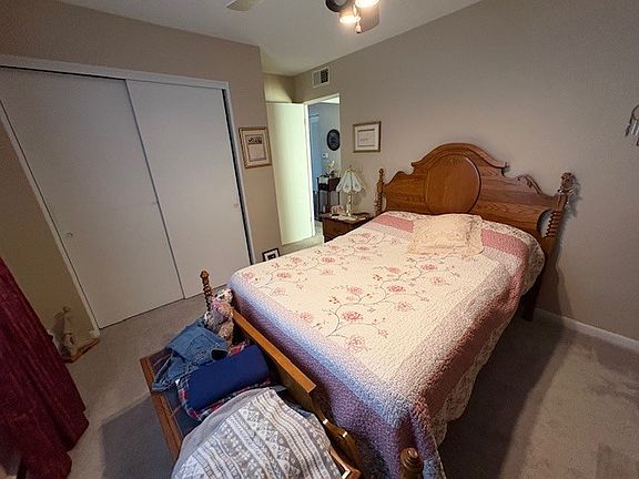 5th image of 940 17th St APT 7