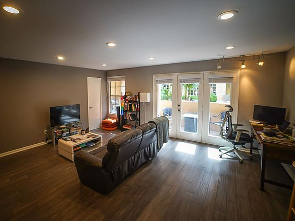 3rd image of 1270 Cleveland Ave #141