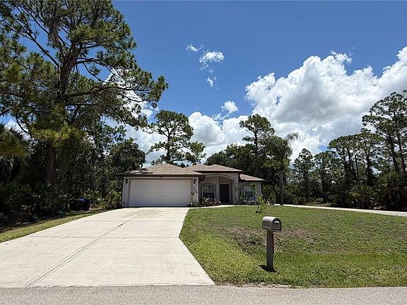 4th image of 2204 Sparkle Ln