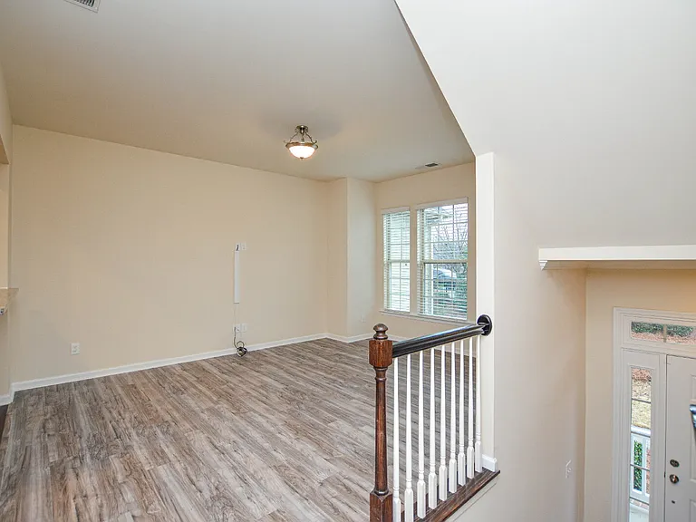 313 Annandale Dr — Photo 42