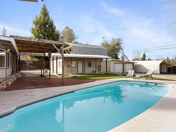 3rd image of 8641 Redbank Rd