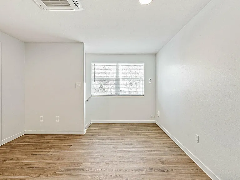 The Sherlock Townhomes — Photo 9