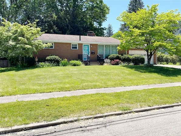 1820 49th St NW, Canton, OH 44709