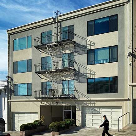 5th image of 757 36th Ave APT 102