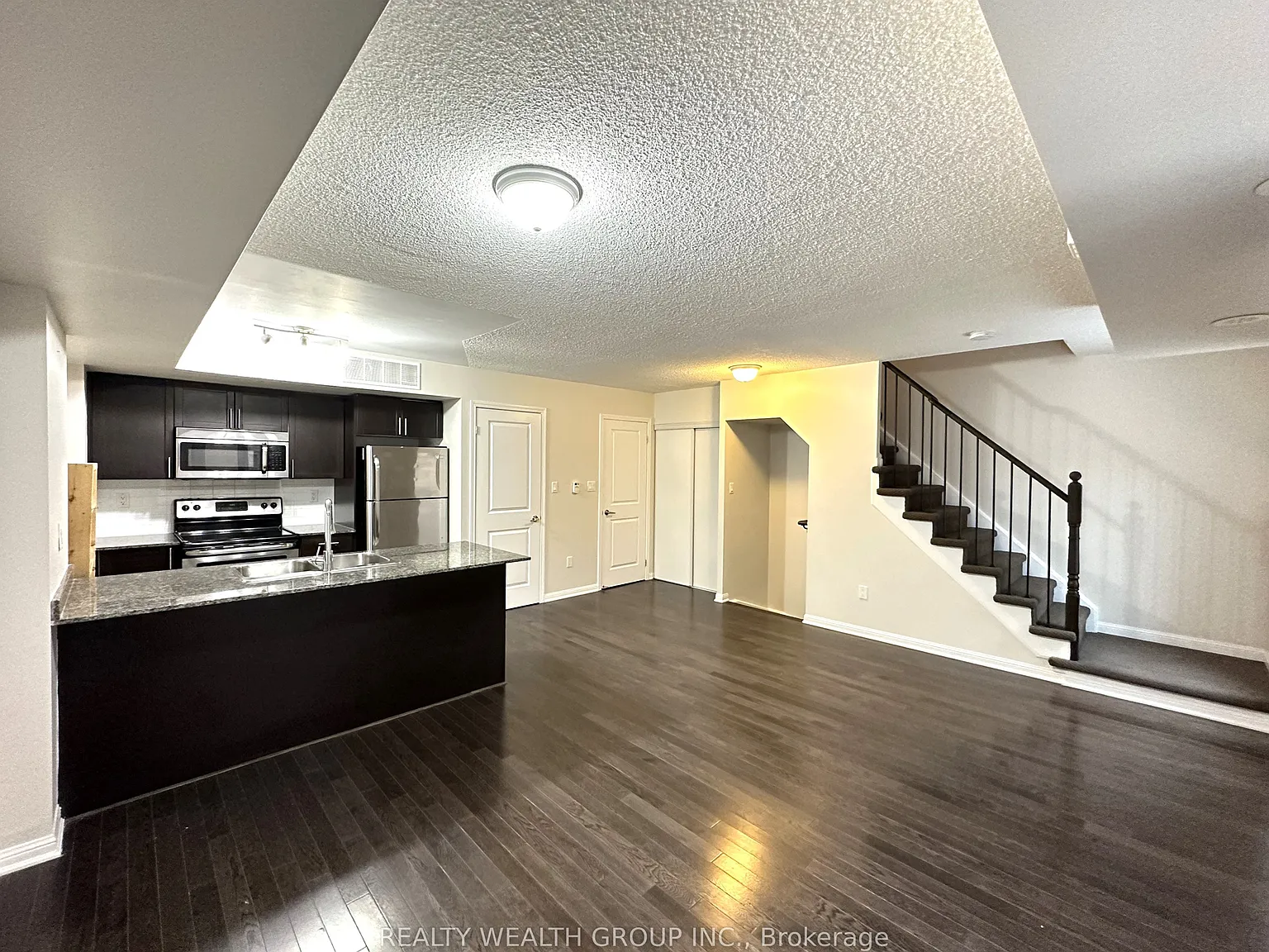 3 bed, $3,499 — Photo 4