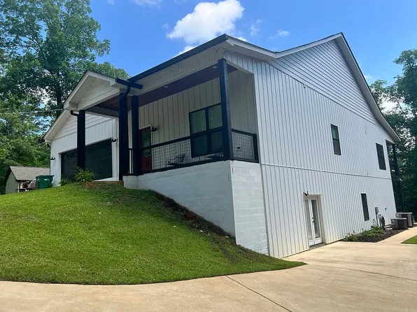 16531 Binion Creek Hts, Northport, AL 35475