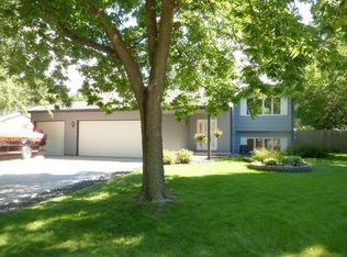 7715 112th Ave N, Champlin, MN 55316