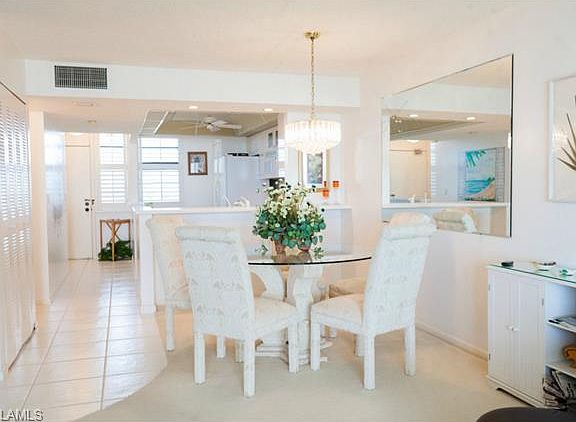 3rd image of 260 Seaview Ct APT 801