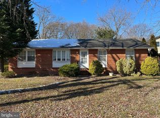 132 Magothy Beach Rd, Pasadena, MD 21122