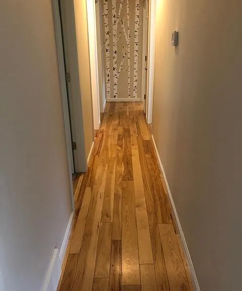 Hallway facing towards bedrooms