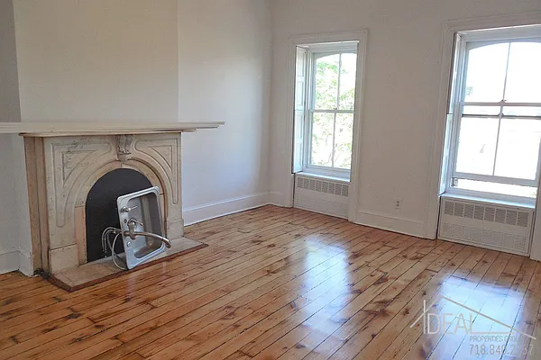 Rented by Ideal Properties Group | media 1