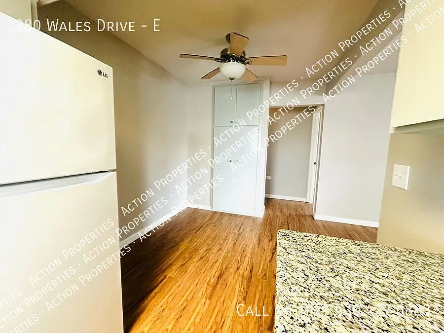 Pet Friendly 1-Bedroom End Unit — Photo 3
