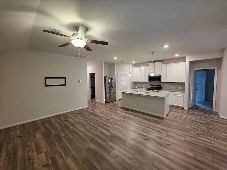 229 Cresta Cove Ct — Photo 8