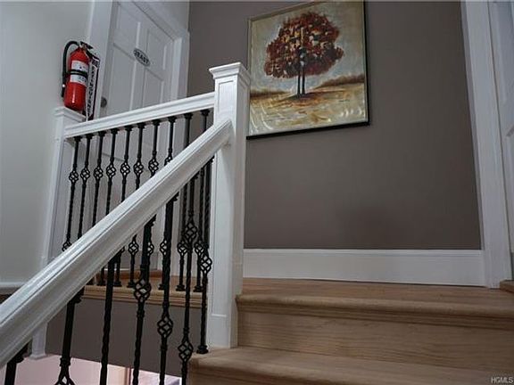 4th image of 80 Dunwoodie St APT 2E