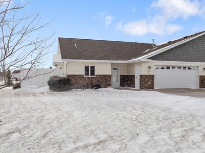 2129 Koch Dr, Bismarck, ND, 58503