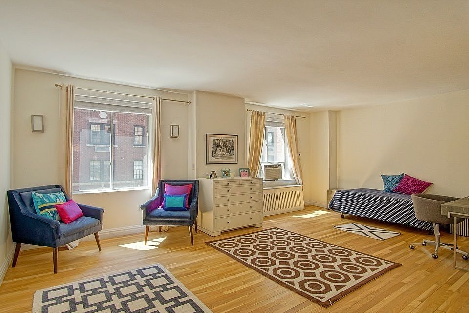 1st image of 61 E 77th St APT 4A