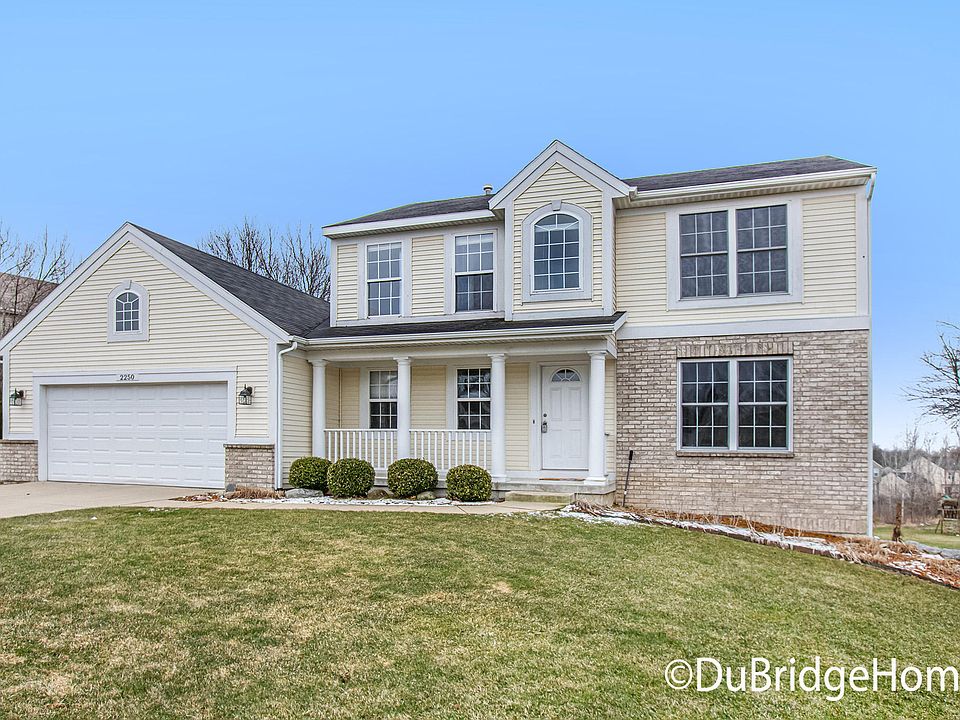 1st image of 2250 Beatrice Dr NE