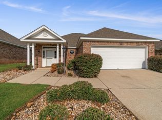 137 Willow Brook Dr, Hattiesburg, MS 39402