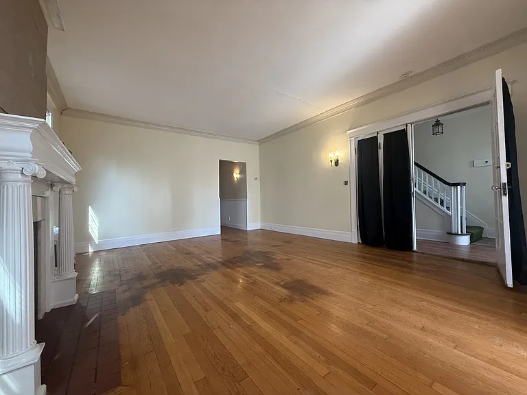 22 Pawling Ave #1 — Photo 5