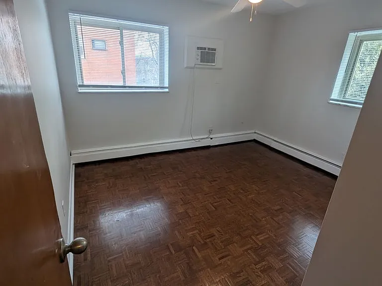 1621 Asmann Ave — Photo 9