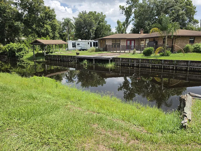 1531 Lake Clay Dr — Photo 29