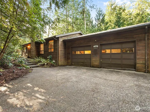 1005 Geneva Street, Bellingham, WA 98229