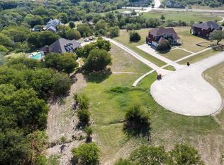 2400 Clear Creek Ct, Cedar Hill, TX 75104