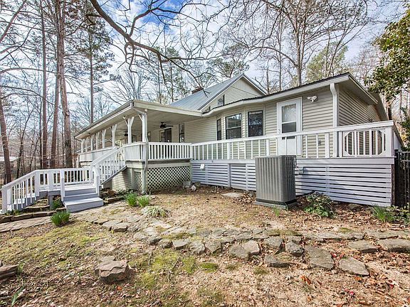 3rd image of 474 Valhalla Dr